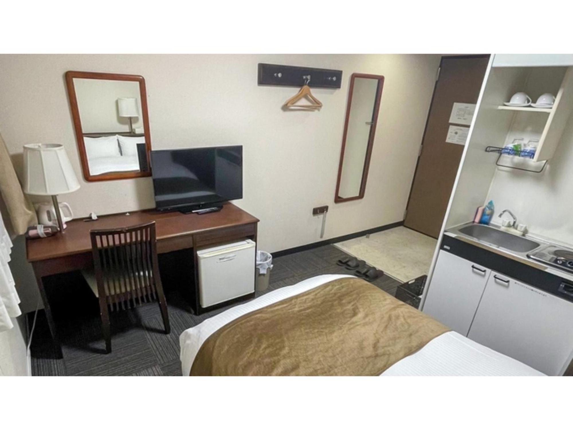 Takatsuki W&M Hotel - Vacation Stay 48546V Zewnętrze zdjęcie
