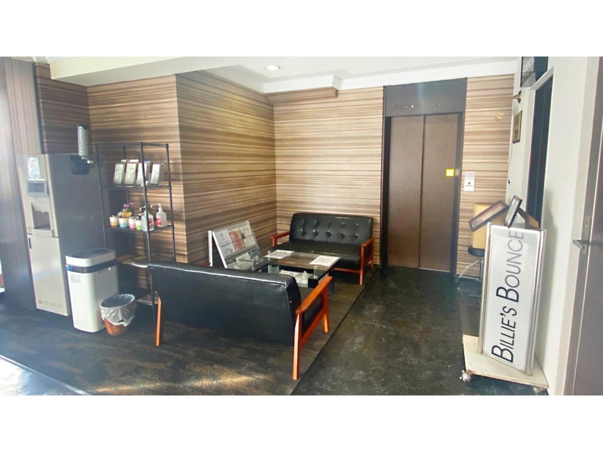 Takatsuki W&M Hotel - Vacation Stay 48546V Zewnętrze zdjęcie